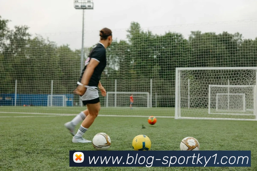 开云体育APP 体育赛事宣传图