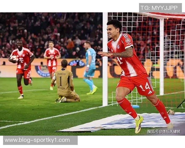 迪亚斯闪耀巴黎赛场双响入账赛季数据惊人17场11球5助助力球队争冠 迪亚斯闪耀巴黎赛场双响入账赛季数据惊人17场11球5助助力球队争冠